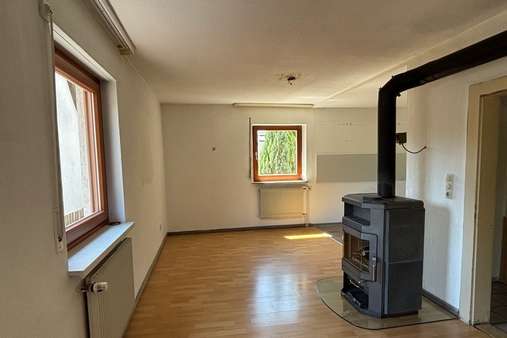 Essplatz mit Schwedenofen - Reiheneckhaus in 91235 Velden mit 112m² kaufen