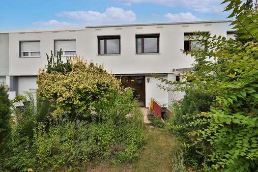 Rückseite Rückseite - Reihenmittelhaus in 90547 Stein mit 106m² kaufen