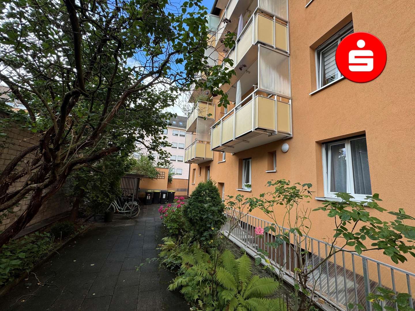 Titelbild Titelbild - Erdgeschosswohnung in 90489 Nürnberg mit 59m² kaufen