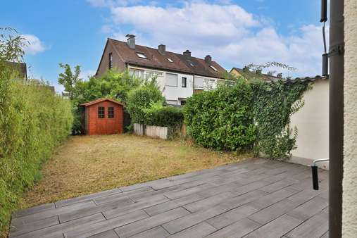 Blick in den Garten Blick in den Garten - Reiheneckhaus in 90453 Nürnberg mit 115m² kaufen