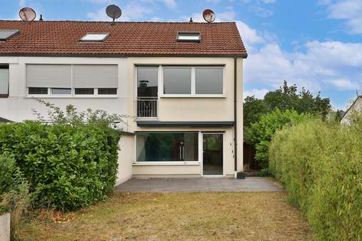 Rückansicht Rückansicht - Reiheneckhaus in 90453 Nürnberg mit 115m² kaufen