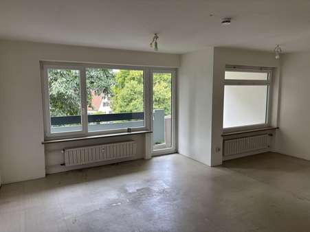 Wohnzimmer Wohnzimmer - Etagenwohnung in 91154 Roth mit 66m² kaufen