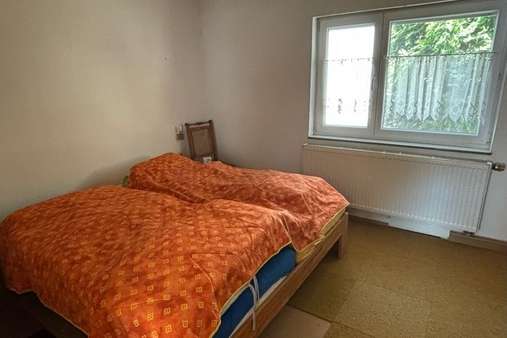 Schlafzimmer - Einfamilienhaus in 91241 Kirchensittenbach mit 91m² kaufen