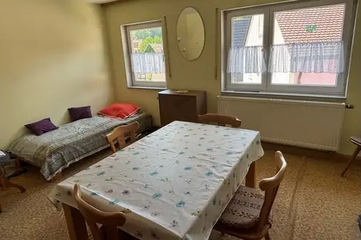 Interessantes Wohnhaus in Kirchensittenbach 