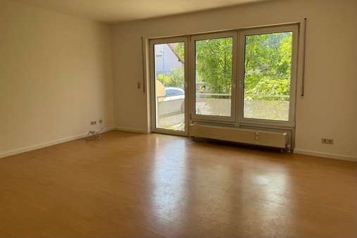 Wohnzimmer Wohnzimmer - Erdgeschosswohnung in 90530 Wendelstein mit 76m² kaufen