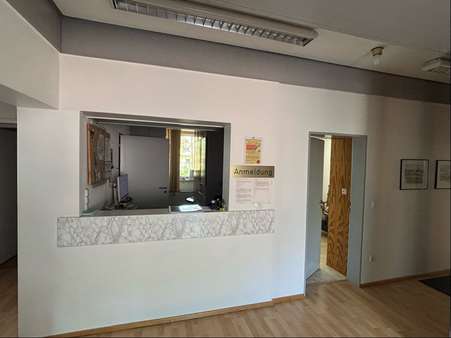 Anmeldung - Büro in 91056 Erlangen mit 138m² kaufen