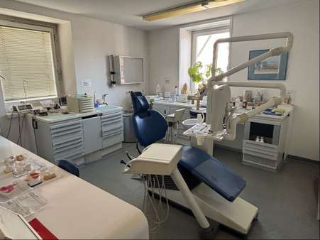 Behandlung - Büro in 91056 Erlangen mit 138m² kaufen