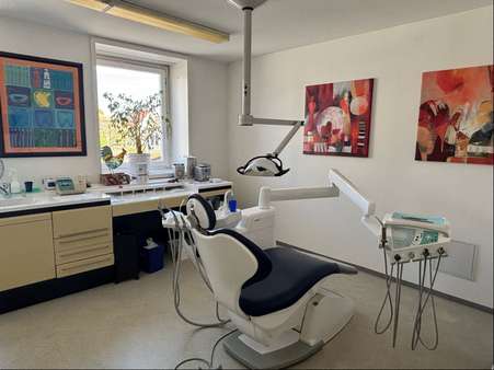 Behandlung - Büro in 91056 Erlangen mit 138m² kaufen