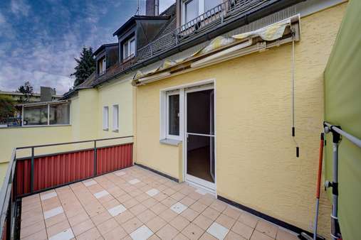 Balkon - Reihenmittelhaus in 90461 Nürnberg mit 180m² kaufen