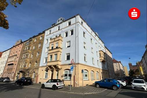 Hausansicht Hausansicht - Etagenwohnung in 90459 Nürnberg mit 102m² kaufen