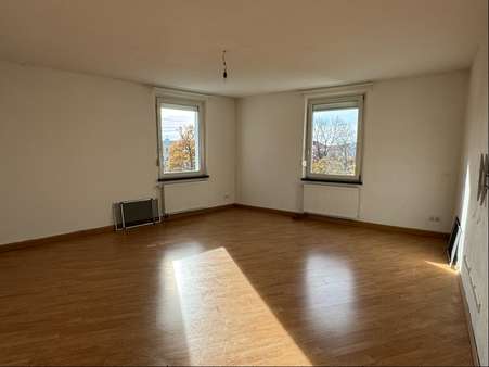 Wohnzimmer Wohnzimmer - Etagenwohnung in 90459 Nürnberg mit 102m² kaufen