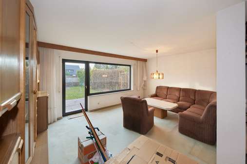 Wohnzimmer - Reihenmittelhaus in 90455 Nürnberg mit 101m² kaufen