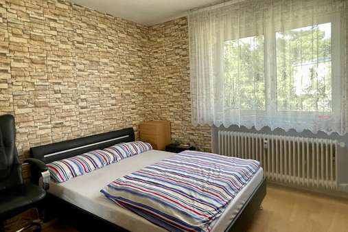 Schlafzimmer - Etagenwohnung in 90552 Röthenbach mit 75m² kaufen