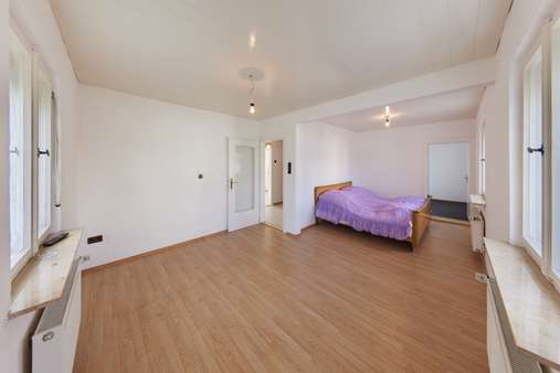 Wohnzimmer EG - Zweifamilienhaus in 90455 Nürnberg mit 162m² kaufen