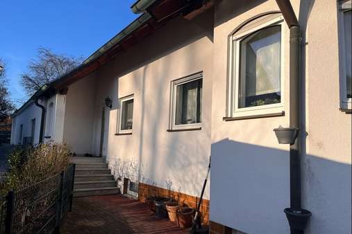Eingangsbereich - Einfamilienhaus in 90518 Altdorf mit 112m² kaufen