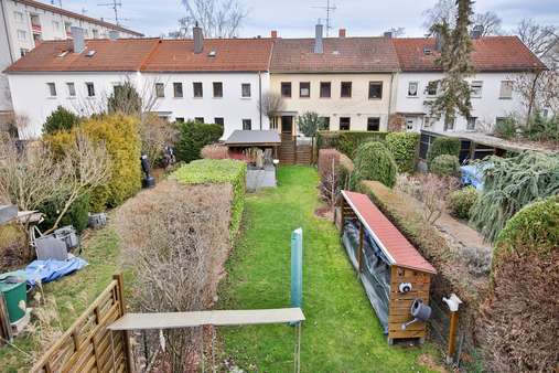Garten von oben - Reihenmittelhaus in 90766 Fürth mit 90m² kaufen