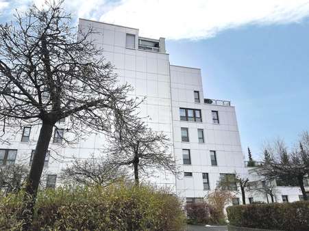 Seitenansicht - Etagenwohnung in 90471 Nürnberg mit 43m² kaufen