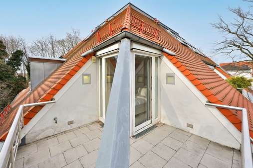 Terrasse - Galerie in 90402 Nürnberg mit 156m² kaufen