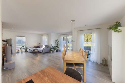 Wohn-und Essbereich - Einfamilienhaus in 91186 Büchenbach mit 131m² kaufen