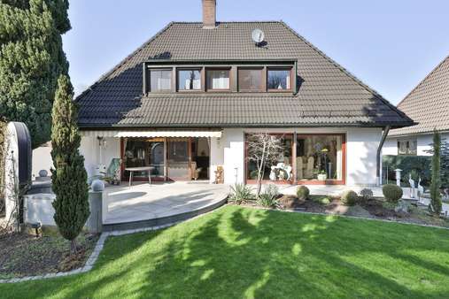Rückseite - Einfamilienhaus in 90455 Nürnberg mit 175m² kaufen