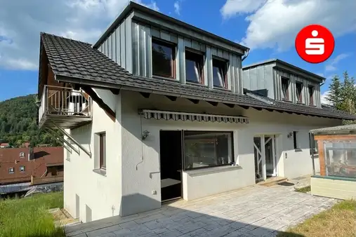 Vielseitiges Wohnhaus in schöner Lage von Happurg-Förrenbach