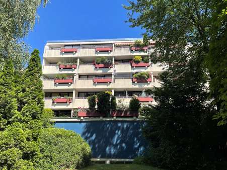 Rückansicht - Etagenwohnung in 90471 Nürnberg mit 63m² kaufen