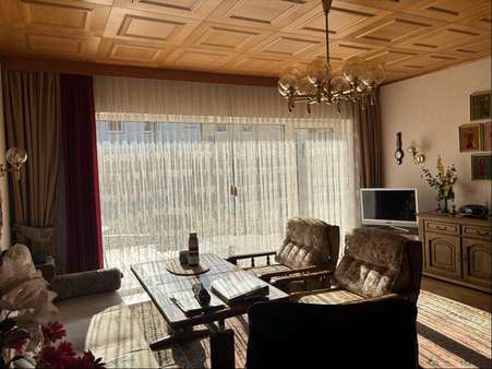 Wohnzimmer - Reihenmittelhaus in 90473 Nürnberg mit 105m² kaufen