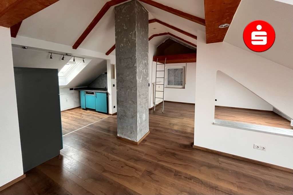 Wohn-/Essbereich - Dachgeschosswohnung in 91227 Leinburg mit 71m² kaufen