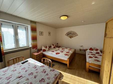 Zimmer 2 -  in 92331 Lupburg mit 98m² mieten