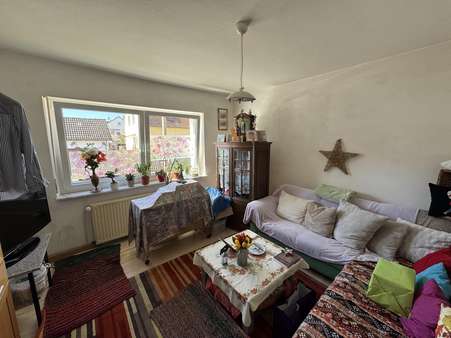 Erdgeschoss Wohnzimmer Erdgeschoss Wohnzimmer - Zweifamilienhaus in 92318 Neumarkt mit 107m² kaufen