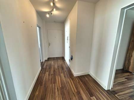 Flur - Etagenwohnung in 92318 Neumarkt mit 53m² kaufen