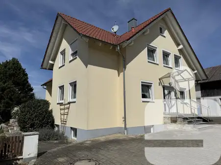 Familientraum in ländlicher Lage