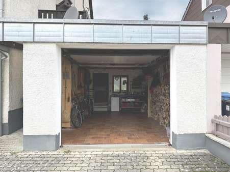 Garage - Doppelhaushälfte in 92318 Neumarkt mit 145m² kaufen