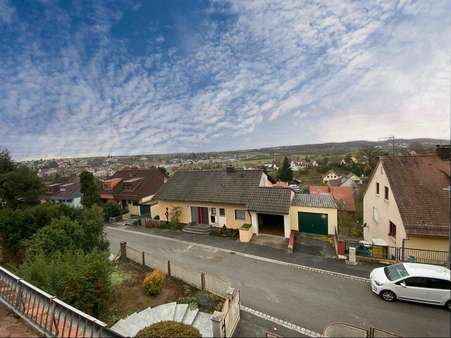 Ausblick vom OG - Einfamilienhaus in 90579 Langenzenn mit 135m² kaufen