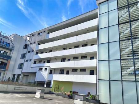 Blick vom Innenhof Blick vom Innenhof - Etagenwohnung in 90763 Fürth mit 32m² als Kapitalanlage kaufen