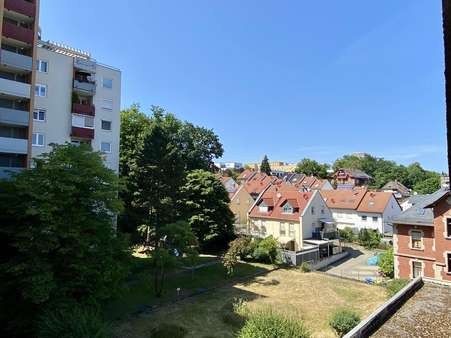 Aussicht aus dem Kinderzimmer - Etagenwohnung in 90766 Fürth mit 82m² kaufen