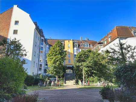 Innenhof Innenhof - Etagenwohnung in 90762 Fürth mit 37m² kaufen