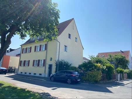 Straßenansicht Nord-Westen Straßenansicht Nord-Westen - Mehrfamilienhaus in 90411 Nürnberg mit 234m² kaufen