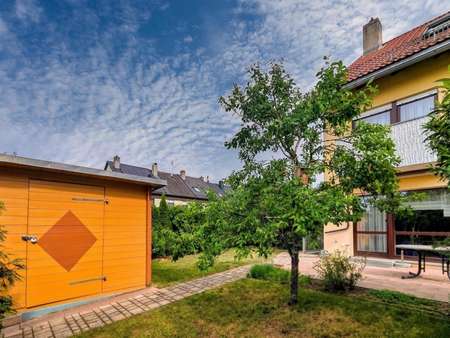 Garten Garten - Doppelhaushälfte in 90513 Zirndorf mit 147m² kaufen