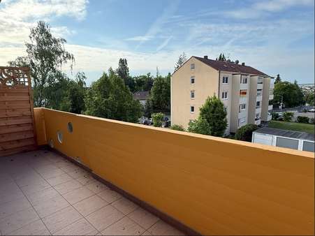 Balkonblick - Etagenwohnung in 90513 Zirndorf mit 75m² kaufen