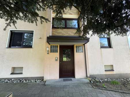 Eingangsbereich - Mehrfamilienhaus in 90587 Veitsbronn mit 233m² kaufen