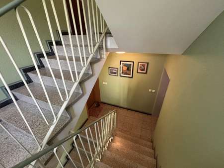 Treppenhaus - Mehrfamilienhaus in 90587 Veitsbronn mit 233m² kaufen