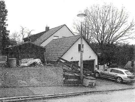 Ansicht Osten - Etagenwohnung in 90559 Burgthann mit 84m² kaufen