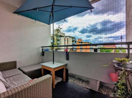 Loggia Loggia - Etagenwohnung in 90431 Nürnberg mit 86m² als Kapitalanlage kaufen