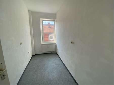 Abstellraum - kleines Zimmer Abstellraum - kleines Zimmer - Etagenwohnung in 90763 Fürth mit 82m² kaufen