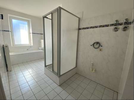 Badezimmer Badezimmer - Etagenwohnung in 90763 Fürth mit 82m² kaufen
