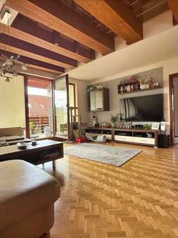 Wohnen mit Blick zur Loggia Wohnen mit Blick zur Loggia - Galerie in 90513 Zirndorf mit 93m² kaufen