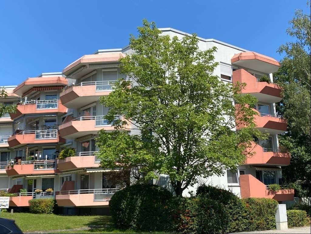 Titelbild Titelbild - Etagenwohnung in 90766 Fürth mit 57m² kaufen