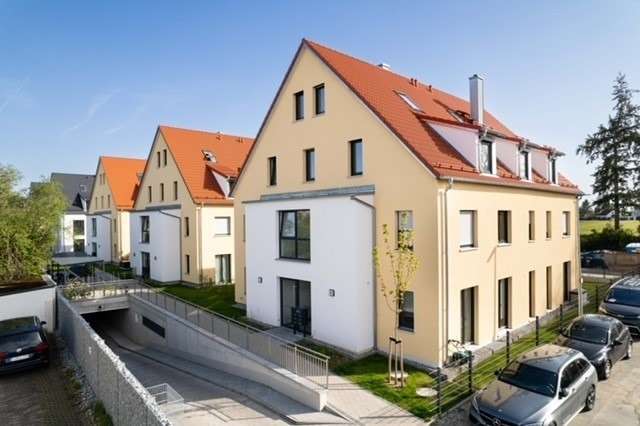 Ansicht Eingangsseite - Maisonette-Wohnung in 90765 Fürth mit 99m² kaufen
