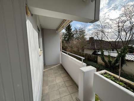 Balkon - Erdgeschosswohnung in 90763 Fürth mit 105m² kaufen